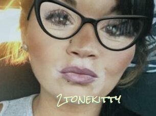 2tonekitty