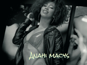 Anahi_macys