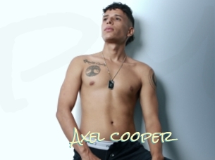 Axel_cooper