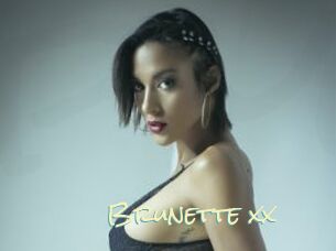 Brunette_xx