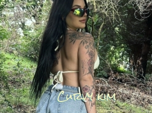 Curvy_kim