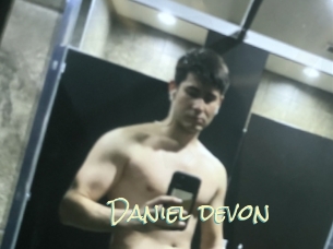 Daniel_devon