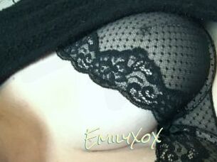 EmilyXoX