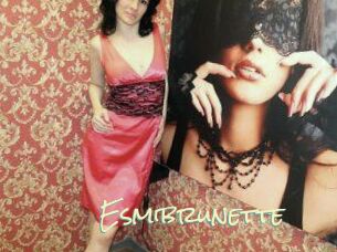 Esmibrunette