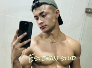 Esteban_stud