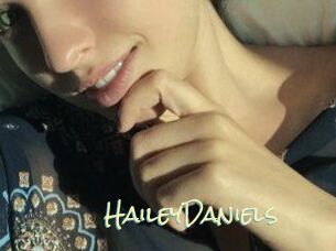 HaileyDaniels Porn Monkey Cash