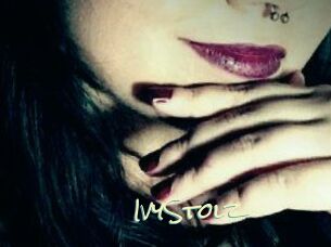 Ivy_Stolz