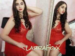 LarraFoxx