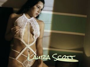 Laura_Scott