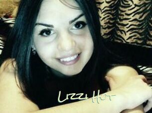 Lizzi_Hot