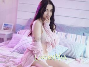 LuckyMia