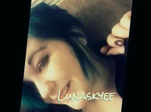 Lunaskyee