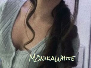 M0nikaWhite