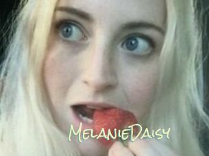 Melanie_Daisy