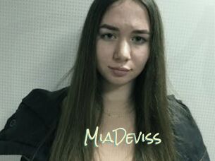 MiaDeviss