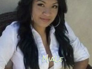 Mia_Le