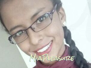 Mia_Pleasure