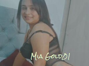 Mia_Gold01