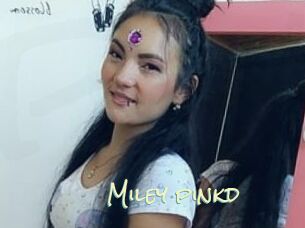 Miley_pinkd