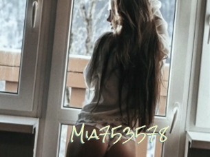 Mia753578