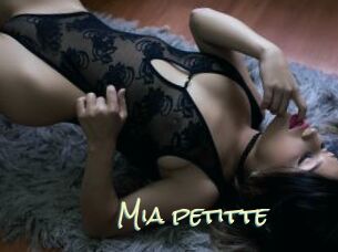 Mia_petitte