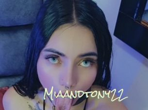 Miaandtony22