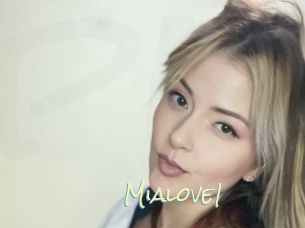 Mialove1