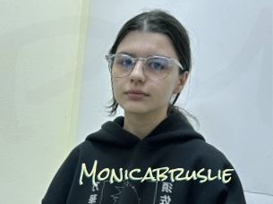 Monicabruslie