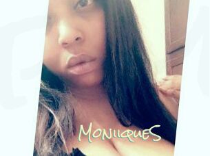 MoniiqueS