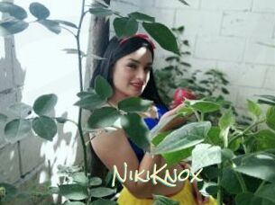 NikiKnox