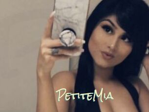 PetiteMia Porn Monkey Cash