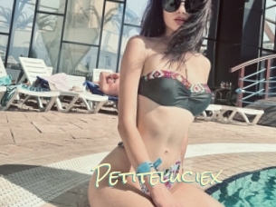 Petiteluciex