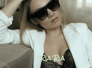 Ria_Ria