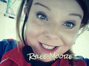 Rylee_Moore