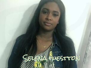 Selena_huestton