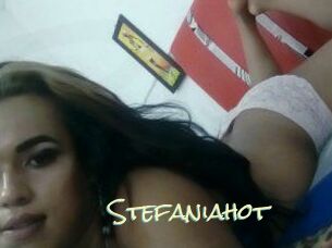 Stefaniahot