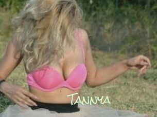 Tannya_