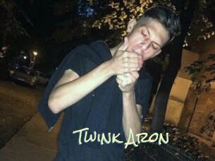 Twink_Aron