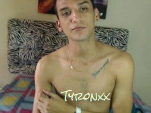 Tyronxx