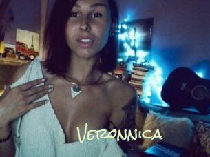 Veronnica