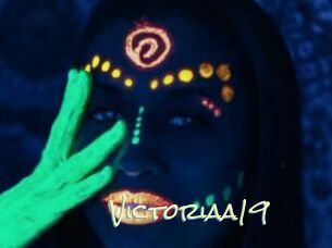 Victoriaa19