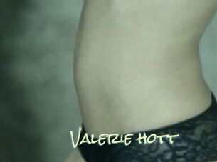 Valerie_hott