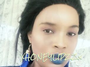 XHONEYLIPZZx