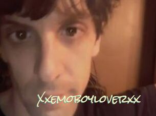 Xxemoboyloverxx