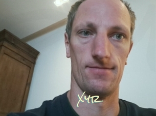 Xyr